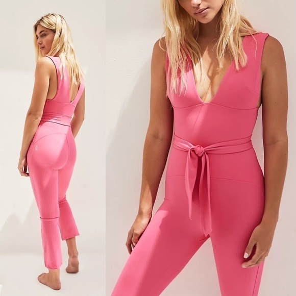 Free People Jumpsuit After Hours Flared Workout Athletic Belted Pink XS NWT - Picture 12 of 12